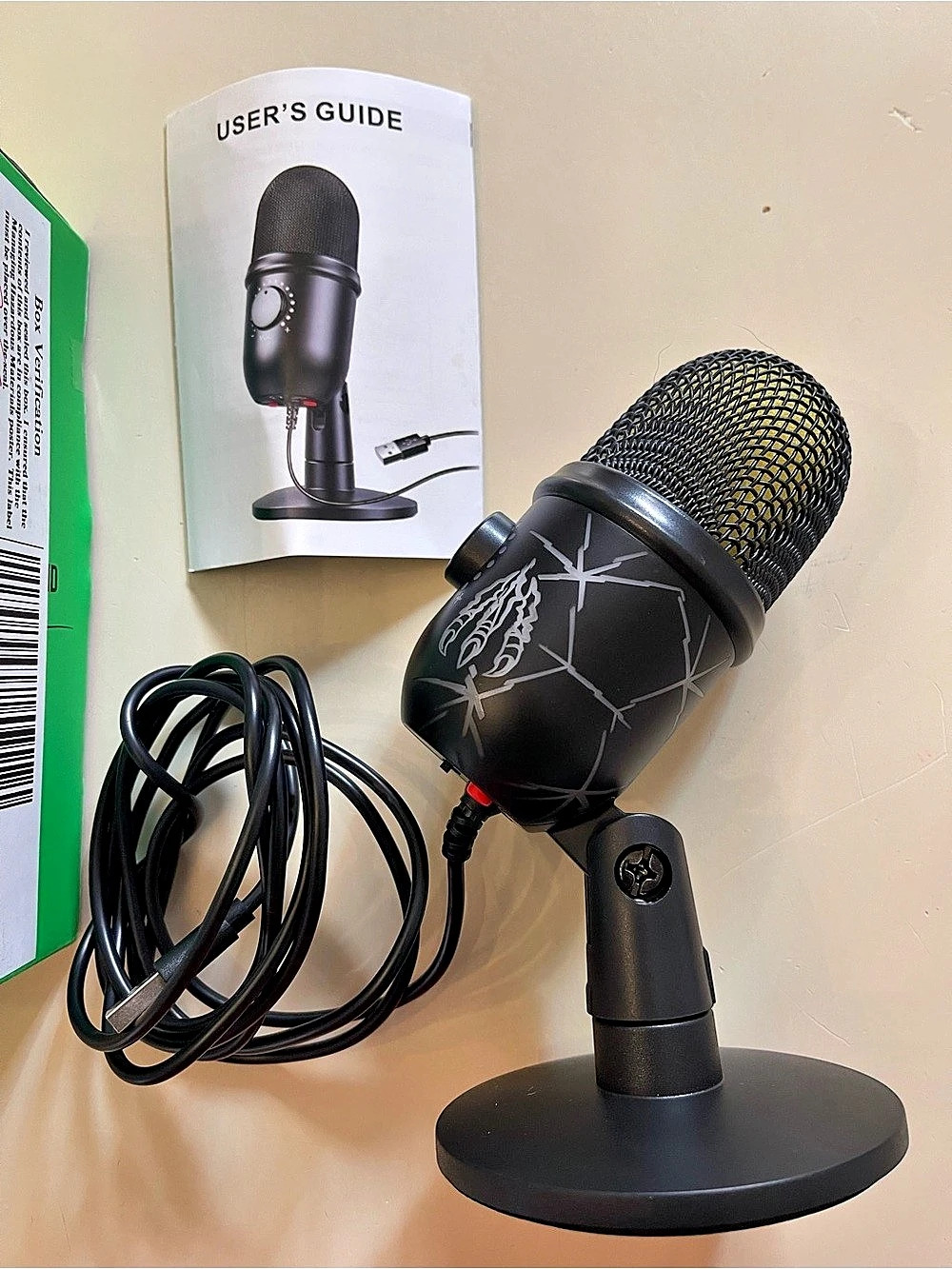 RGB USB Microphone with Stand for PC Gaming Streaming